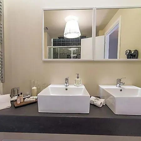 Luxuryenne 4*