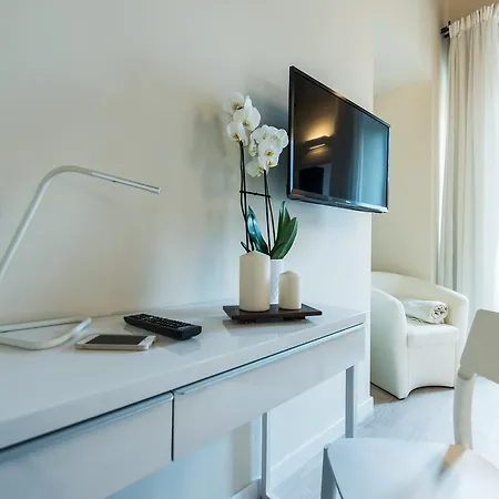 게스트하우스 Luxuryenne 4*