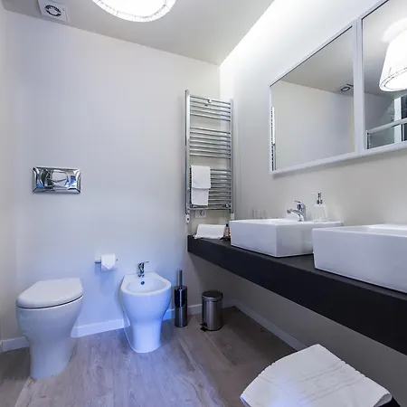 Luxuryenne 4* 칼리아리