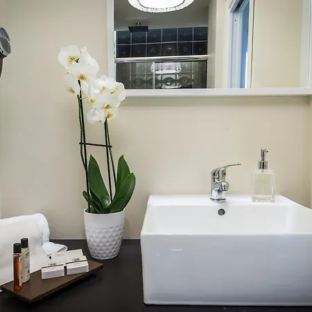 Luxuryenne 4* 칼리아리